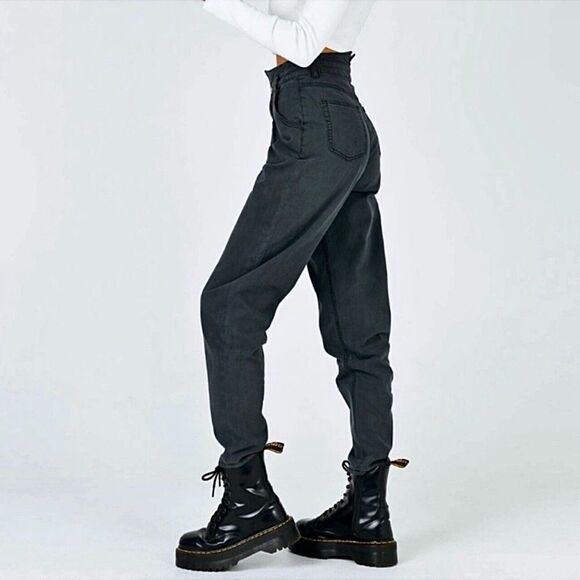 Princess Polly High Waisted Pleat Jeans Washed Black US 4 - Picture 5 of 11